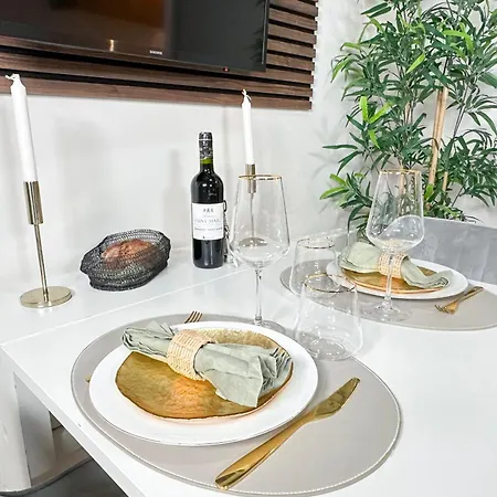 Apartament Chic Louvre Paryż